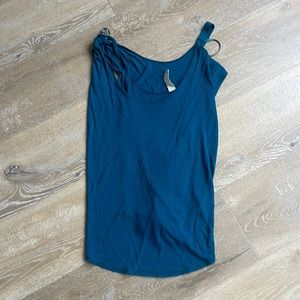 Free people sleeveless top!